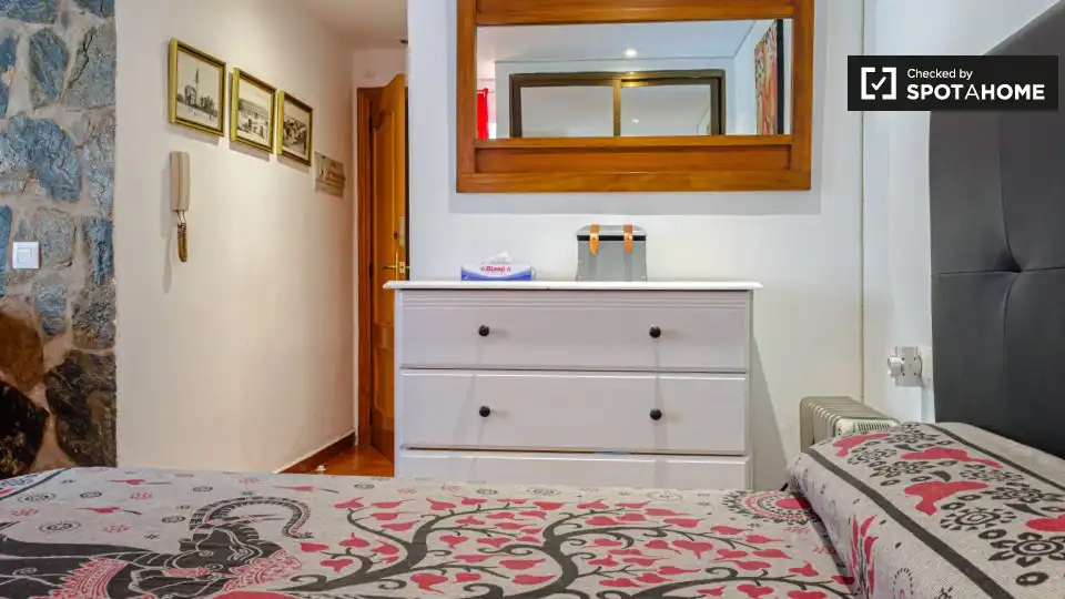 Wohnung zur Miete in Ciutat Vella, imagen 12
