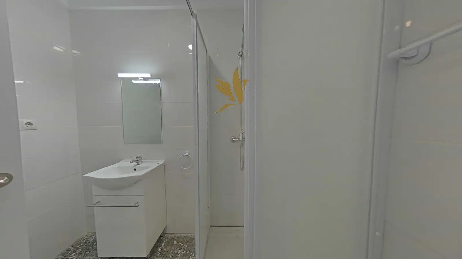Bany de Pis en venda en Badalona