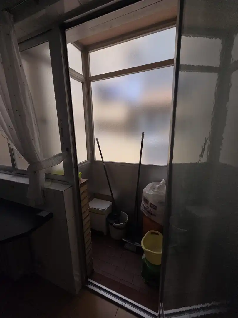 Bathroom of Flat for sale in Salamanca  with Heating, Parquet flooring and Balcony