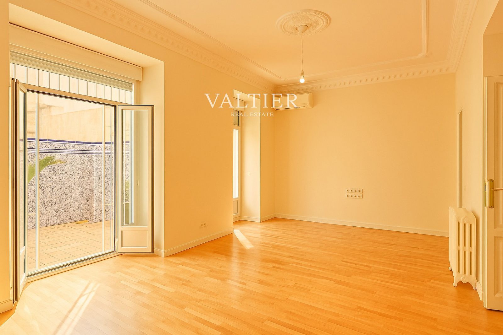 Wohnzimmer von Wohnung zum Verkauf in  Madrid Capital mit Terrasse