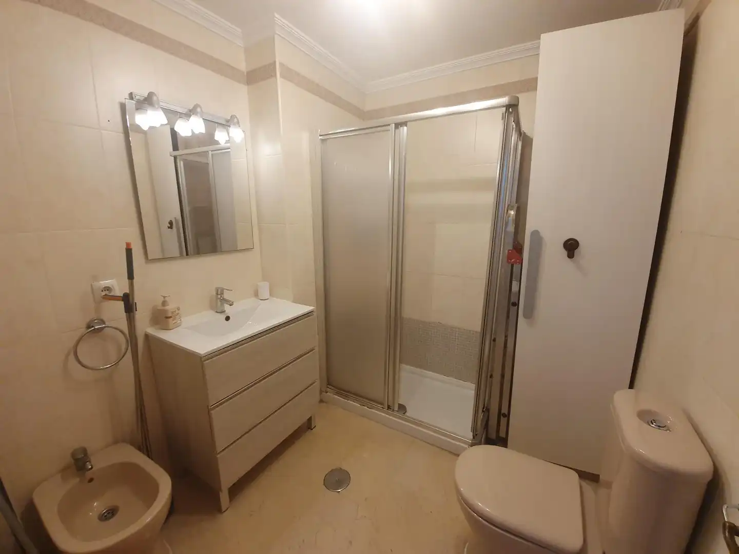 Flat for rent in Calle SAN ANTONIO ABAD, Bellavista
