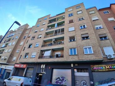 Pis amb ascensor en venda a Calle RAQUEL MELLER
