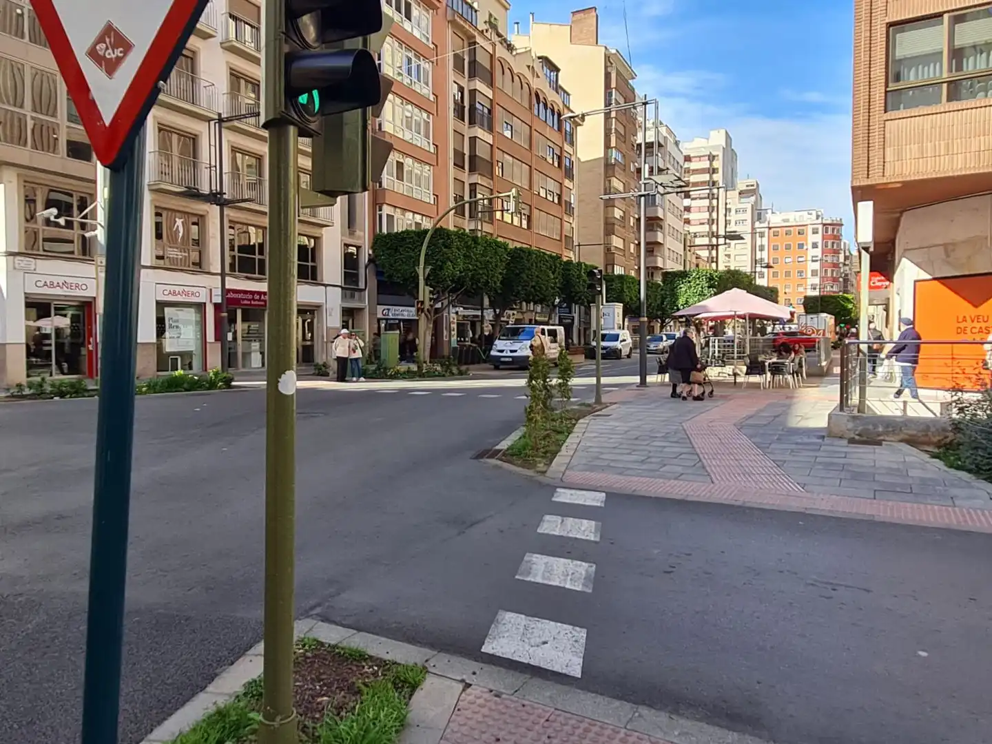 Exterior view of Office for rent in Castellón de la Plana / Castelló de la Plana  with Air Conditioner