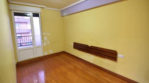 Foto 3 de Piso en venta en Calle Tiburcio Anitua, 23, Eibar, Gipuzkoa