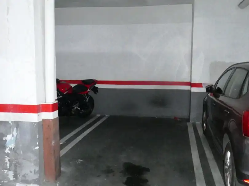 Parkplatz von Garage zur Miete in Sants - Montjuïc