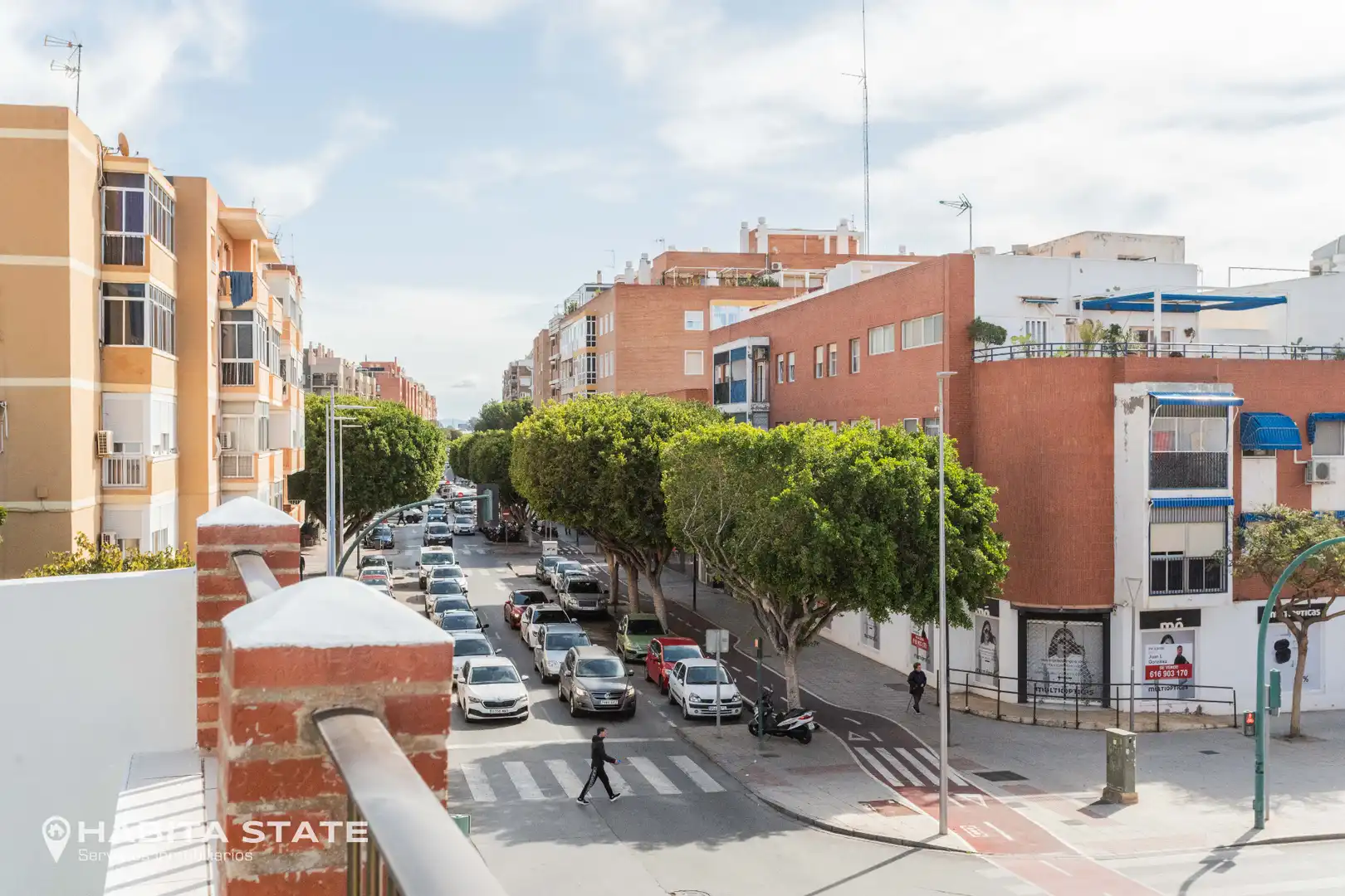 Vista exterior de Casa o xalet en venda en Almería amb Terrassa i Traster