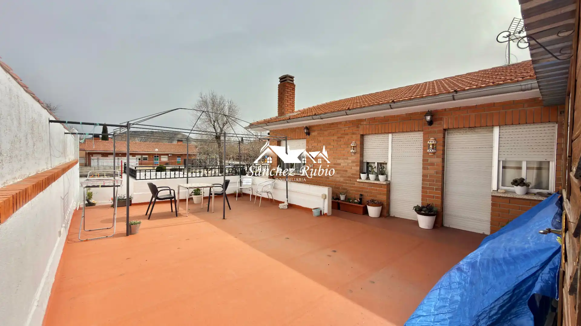 Terrassa de Casa o xalet en venda en Torres de la Alameda amb Aire condicionat, Calefacció i Jardí privat