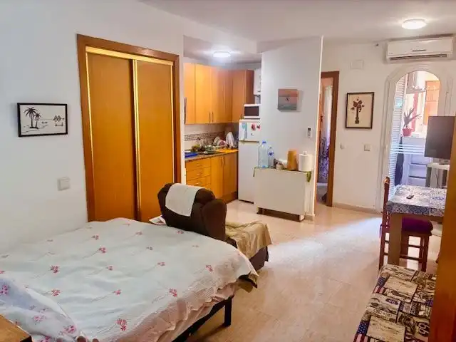 Dormitori de Estudi en venda en Mont-roig del Camp amb Aire condicionat, Calefacció i Piscina comunitària