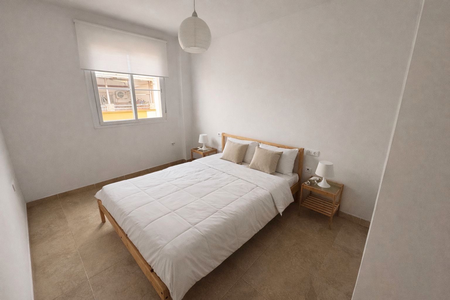 Dormitori de Pis de lloguer en Málaga Capital amb Aire condicionat, Moblat i Rentadora