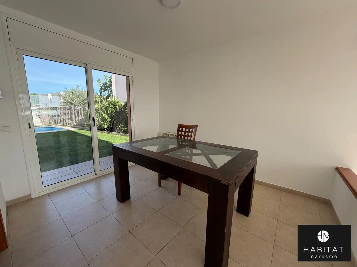 Comedor de Casa o chalet en venta en Pineda de Mar con Calefacción, Jardín privado y Piscina