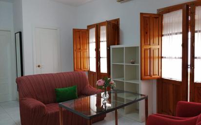 Wohnzimmer von Wohnungen miete in  Sevilla Capital mit Klimaanlage und Balkon