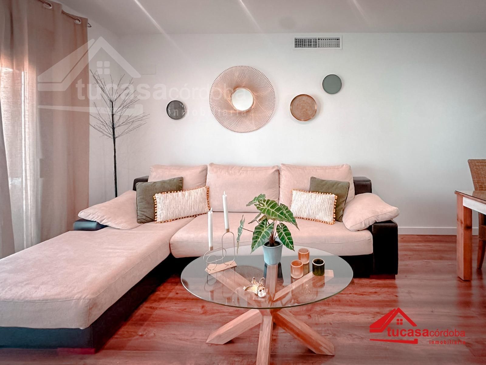 Sala d'estar de Pis en venda en  Córdoba Capital amb Aire condicionat, Parquet i Terrassa