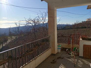 Casa amb balcó en venda a Alpujarra de la Sierra