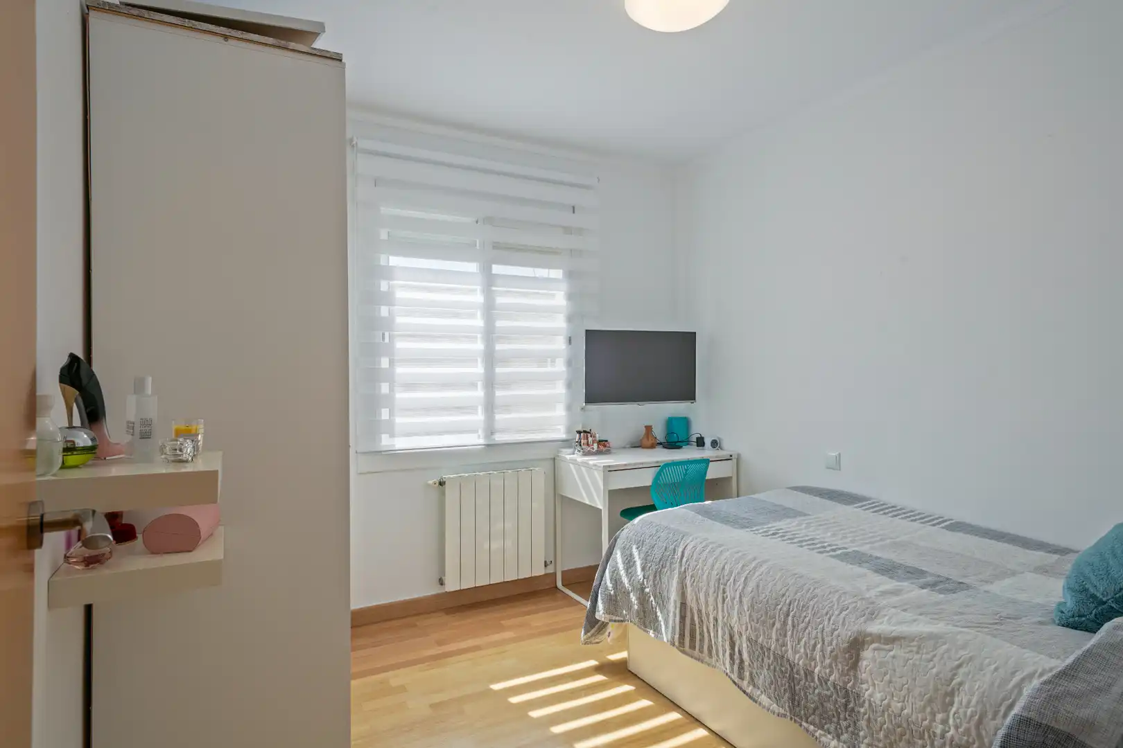 Bedroom of Flat for sale in Viladecans  with Air Conditioner, Heating and Balcony