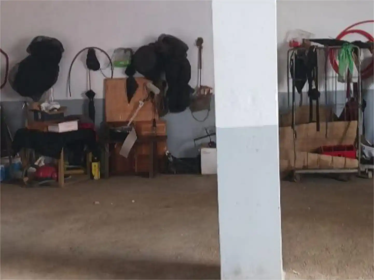 Aparcament de Casa adosada en venda en Llera