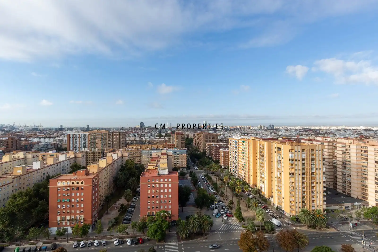 Außenansicht von Wohnung zur Miete in Valencia mit Klimaanlage, Heizung und Terrasse