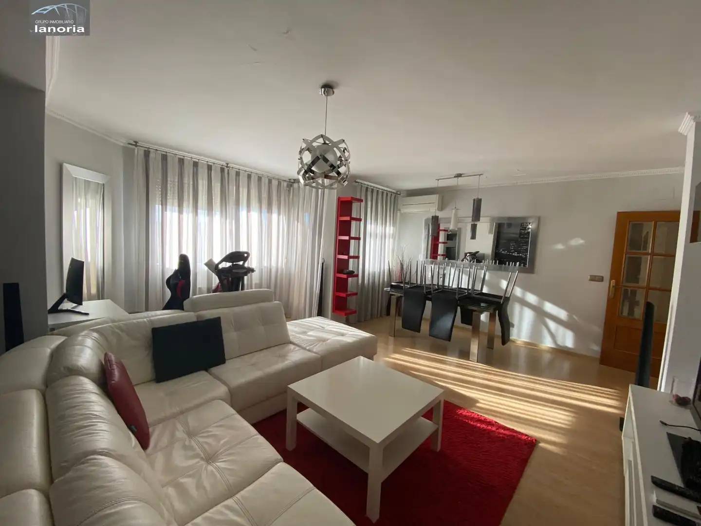 Sala de estar de Ático en venta en Albacete con Calefacción, Terraza y Amueblado