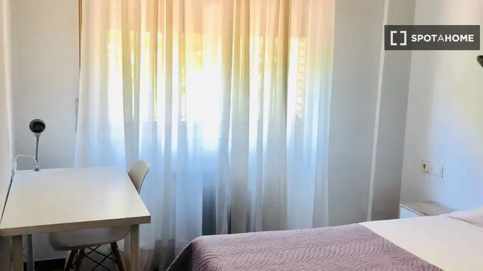 Room in Parque María Luisa -Giralda Sur