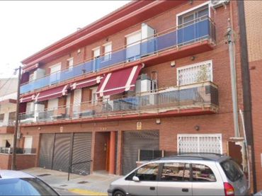 Piso en venta en C/ Riu Ter