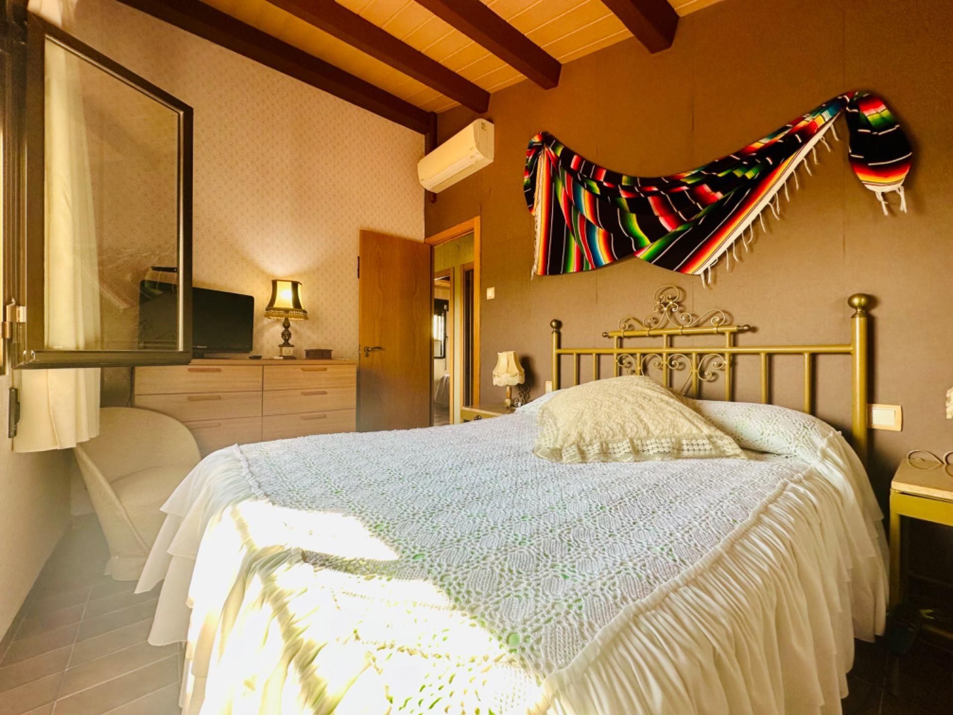 Bedroom of Country house for sale in Tortosa  with Air Conditioner, Heating and Private garden