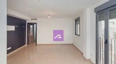 Dormitori de Pis en venda en L'Alcúdia amb Aire condicionat i Terrassa