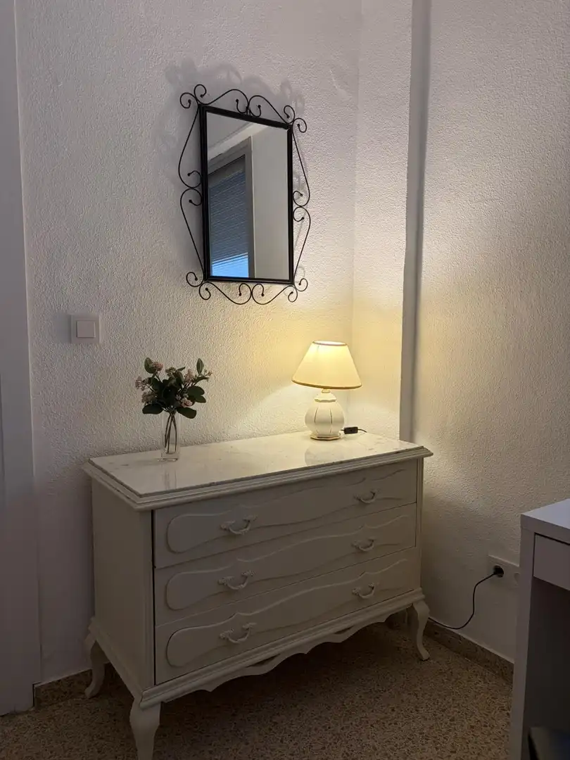 Schlafzimmer von Wohnung zur Miete in Centro