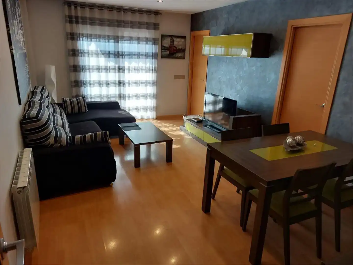 Sala de estar de Piso en venta en Torregrossa con Aire acondicionado, Parquet y Trastero