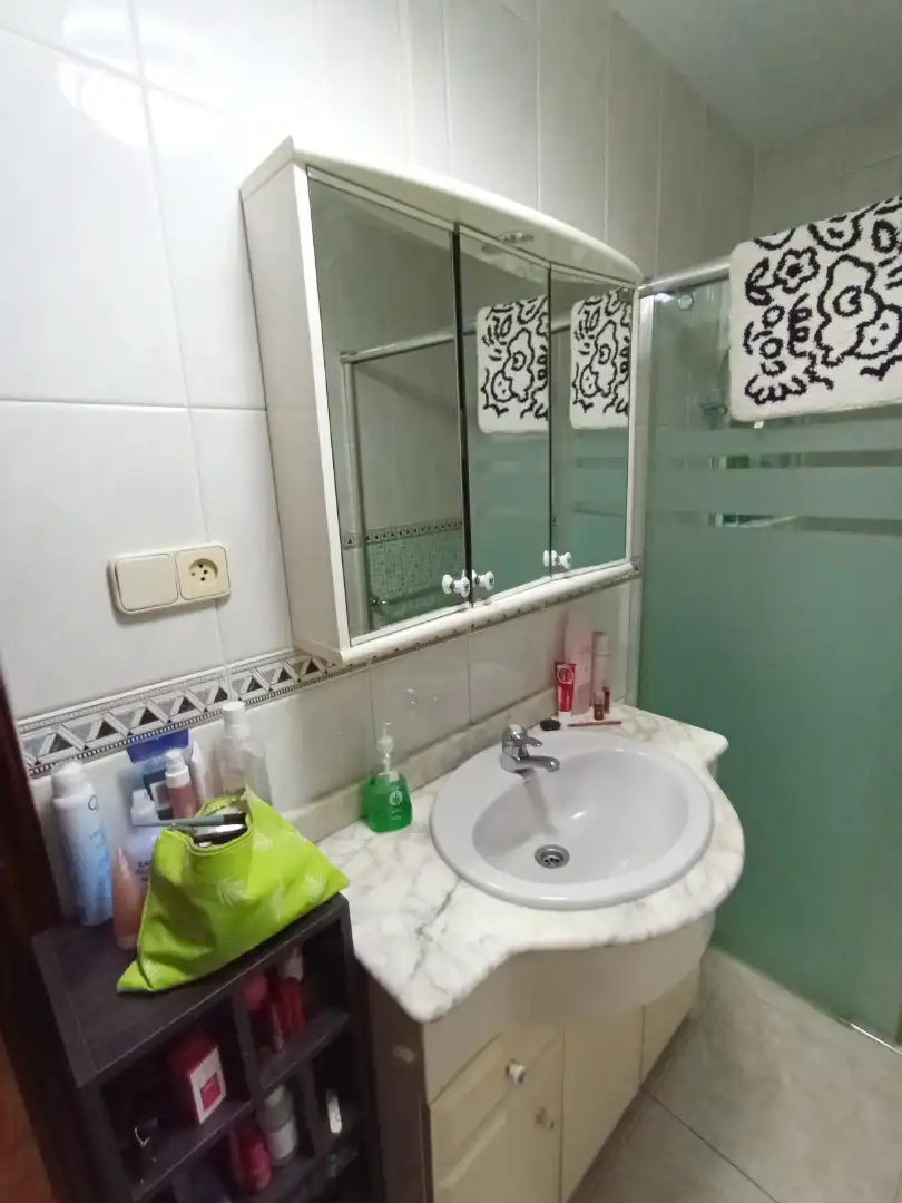 Flat for sale in Avenida de Castelao, Caranza