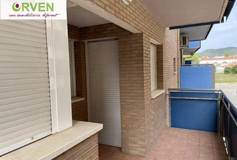 Photo 1 of Flat for sale in Carrer Bergueda, El Tancat - Mas d'en Gual, Tarragona