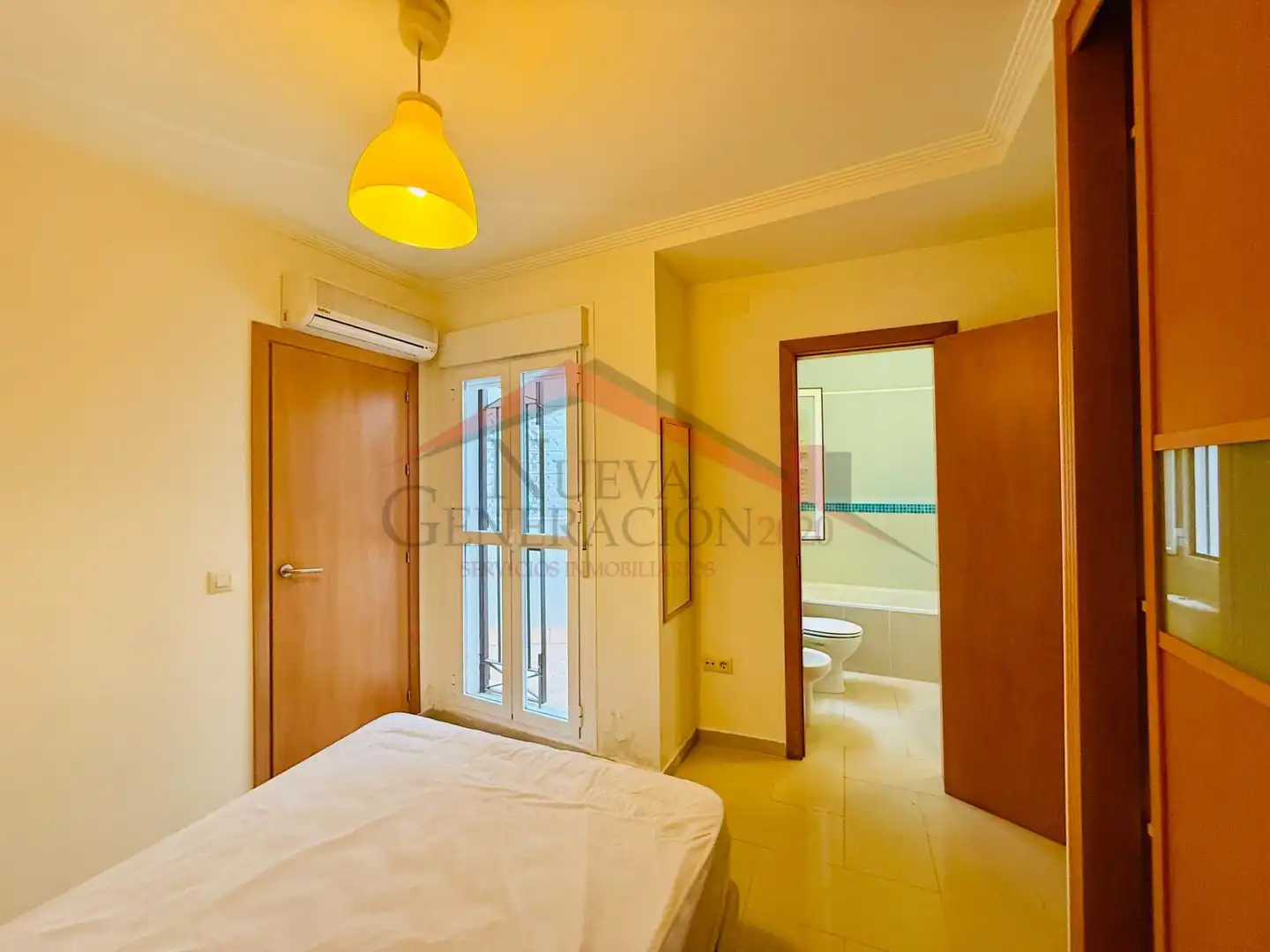Habitación de Planta baja en venta en Conil de la Frontera con Aire acondicionado