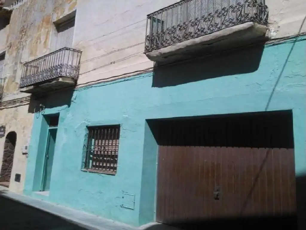 Vista exterior de Piso en venta en Sax
