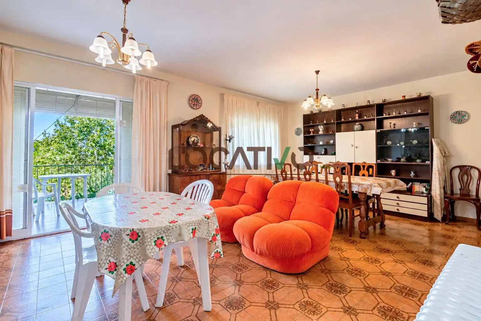 Sala d'estar de Casa o xalet en venda en Robledo de Chavela amb Calefacció, Jardí privat i Traster