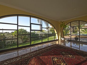 Villa con piscina in vendita a Selwo
