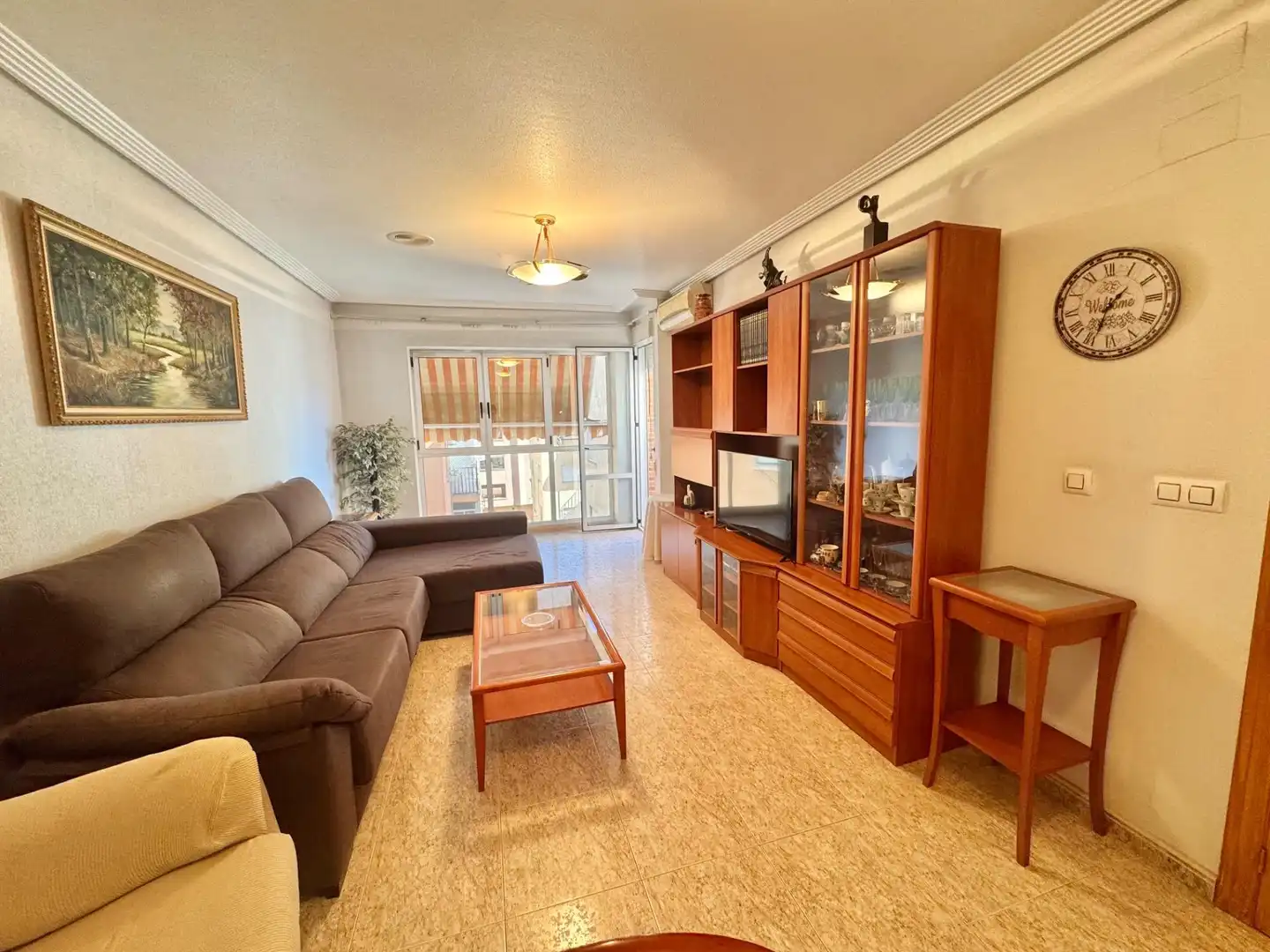 Living room of Flat for sale in Orihuela  with Air Conditioner, Furnished and Balcony