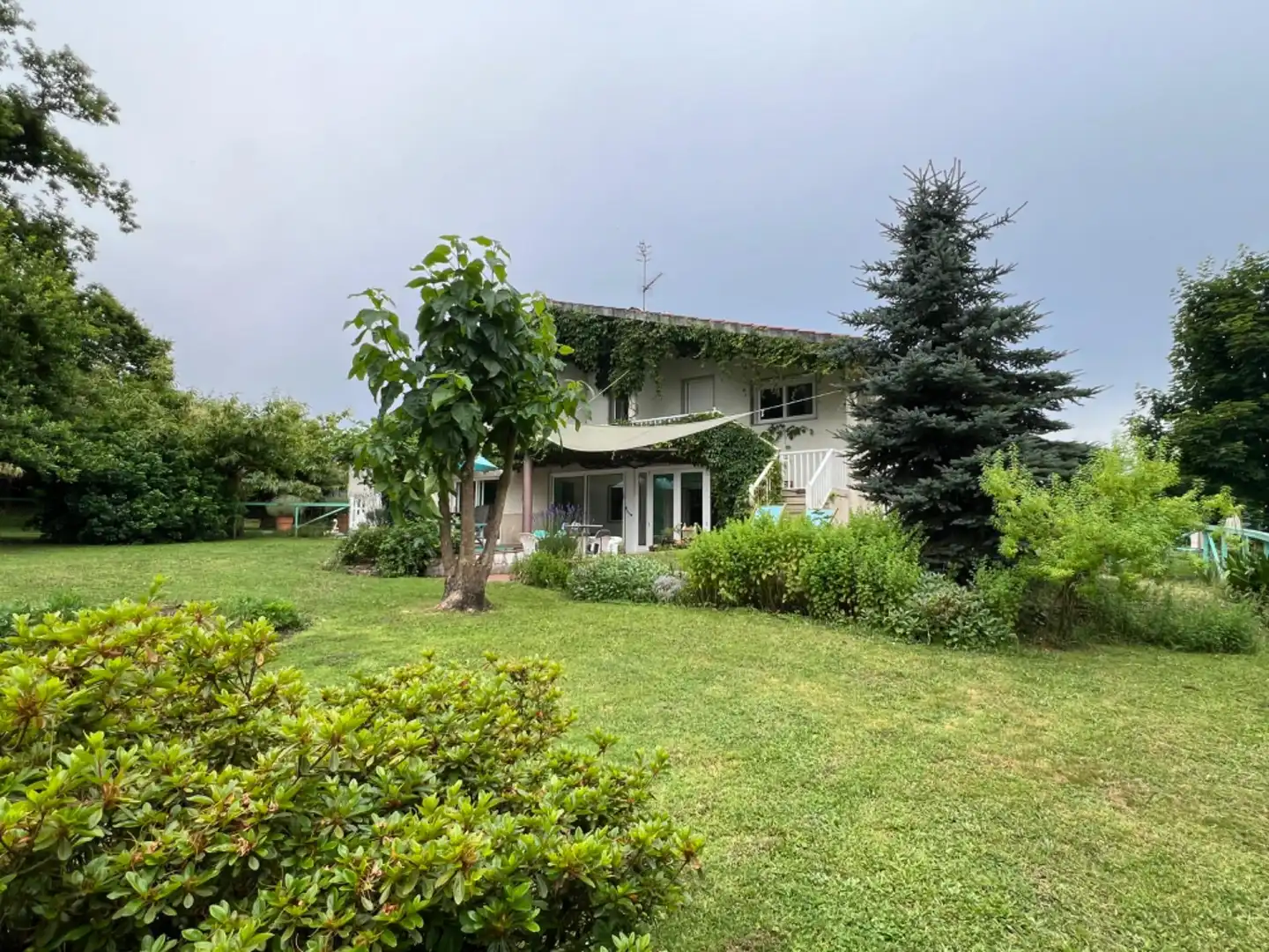 Vista exterior de Casa o xalet en venda en Celanova amb Calefacció, Jardí privat i Terrassa