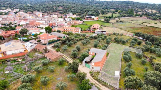 Terreno residencial en Venta en Calle Cerro Valero, 17 en Cervera de los Montes