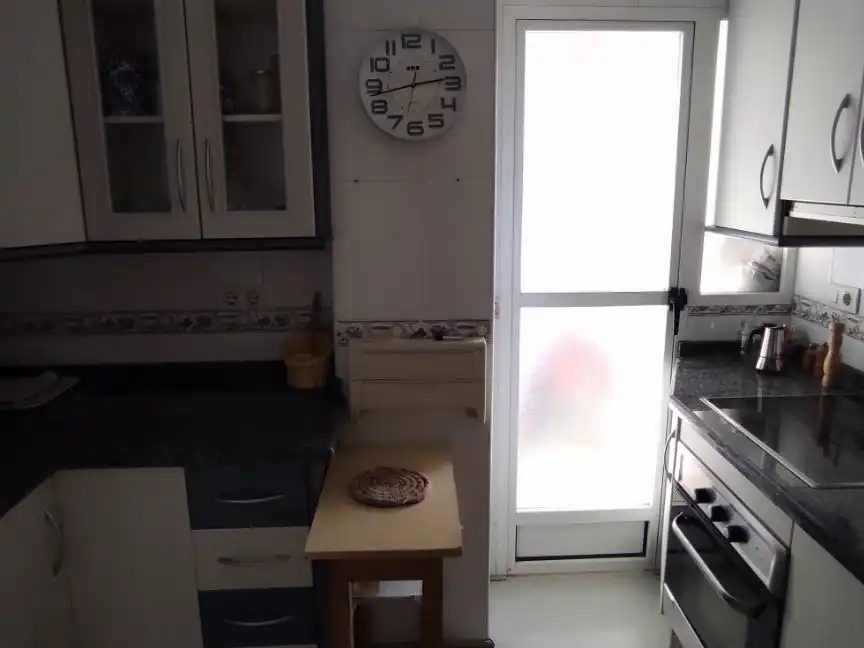 Kitchen of Flat for sale in  Granada Capital