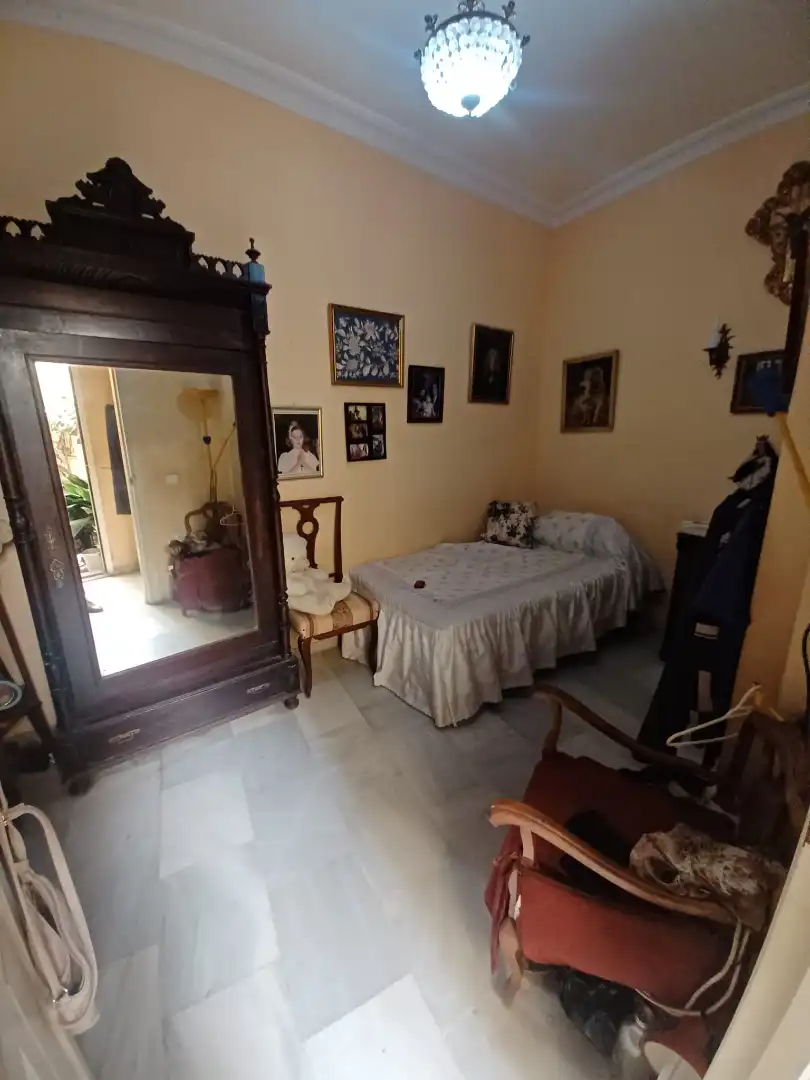 Habitación de Piso en venta en Sevilla con Horno y Lavadora