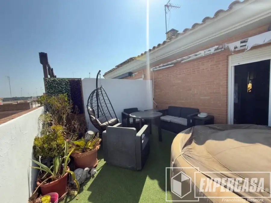 Terrassa de Casa o xalet de lloguer en Picassent amb Aire condicionat, Calefacció i Terrassa