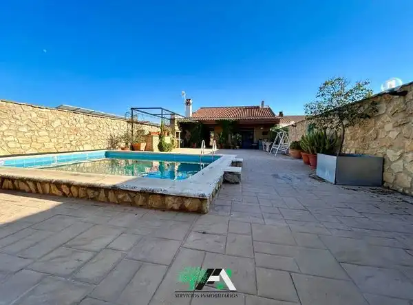 Casa amb piscina en venda a Calle El Arriero, imagen 23
