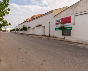 Exterior view of Building for sale in El Carpio