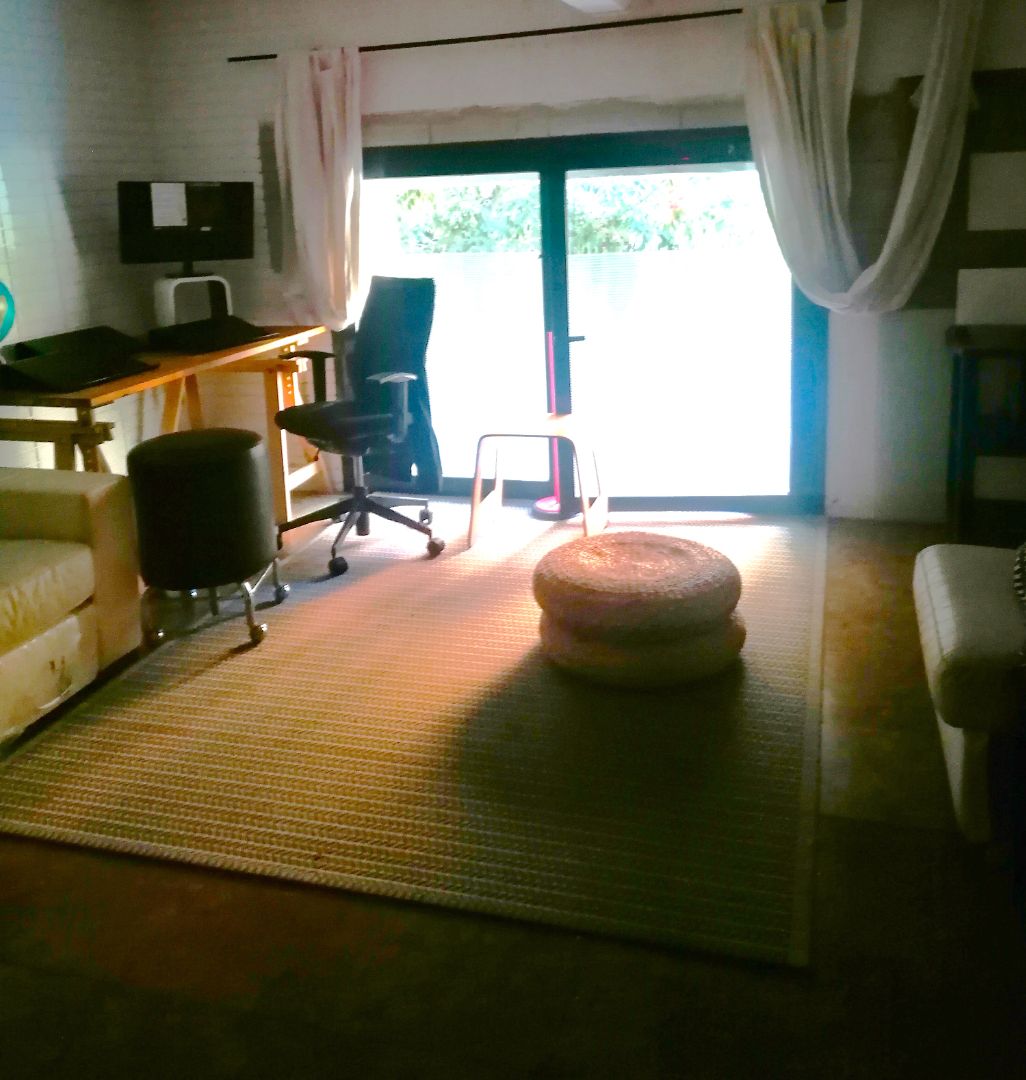 Loft to share in  Barcelona Capital  with Heating and Internet