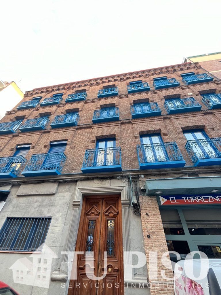 Exterior view of Flat for sale in  Madrid Capital  with Heating