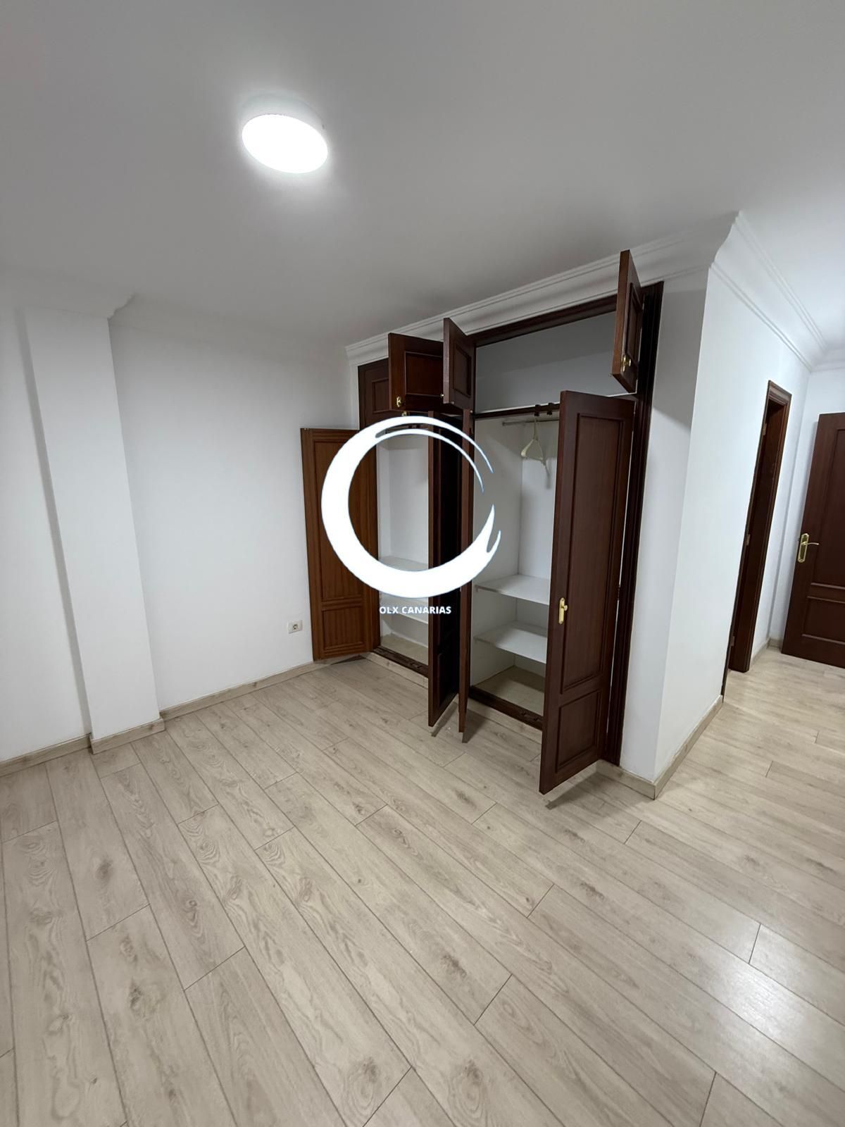 Pis per a compartir a La Salud, La Salud - La Salle