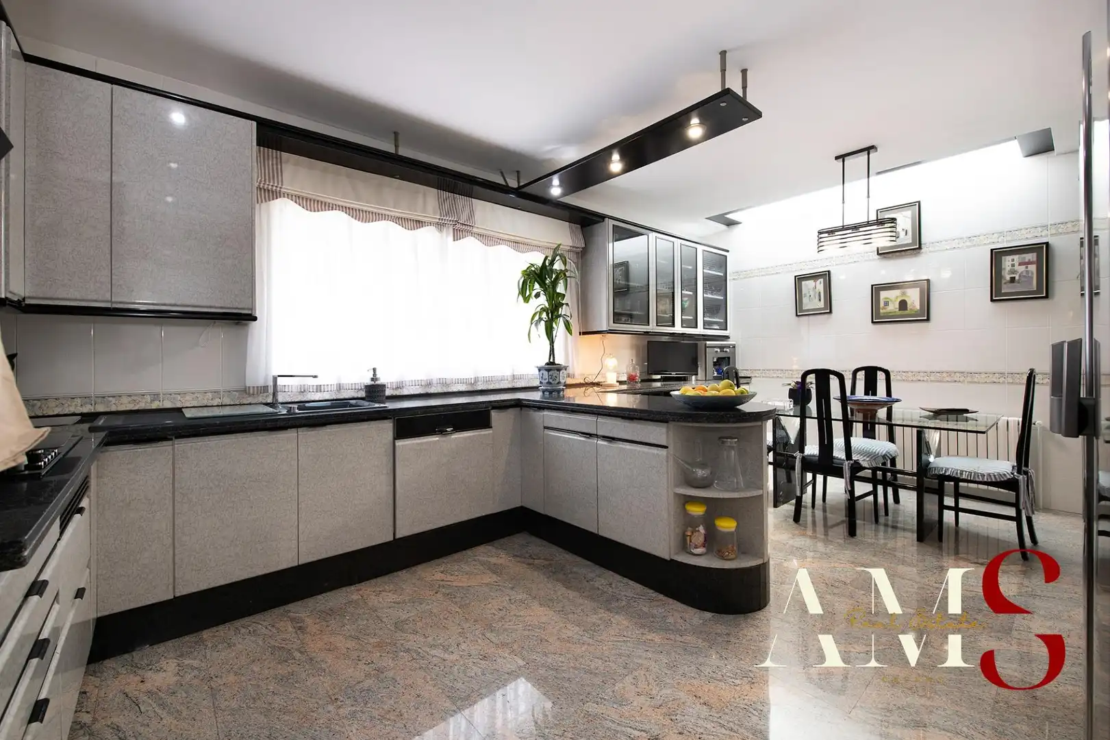 Detached house with terrace for sale in Carrer SIL, imagen 14