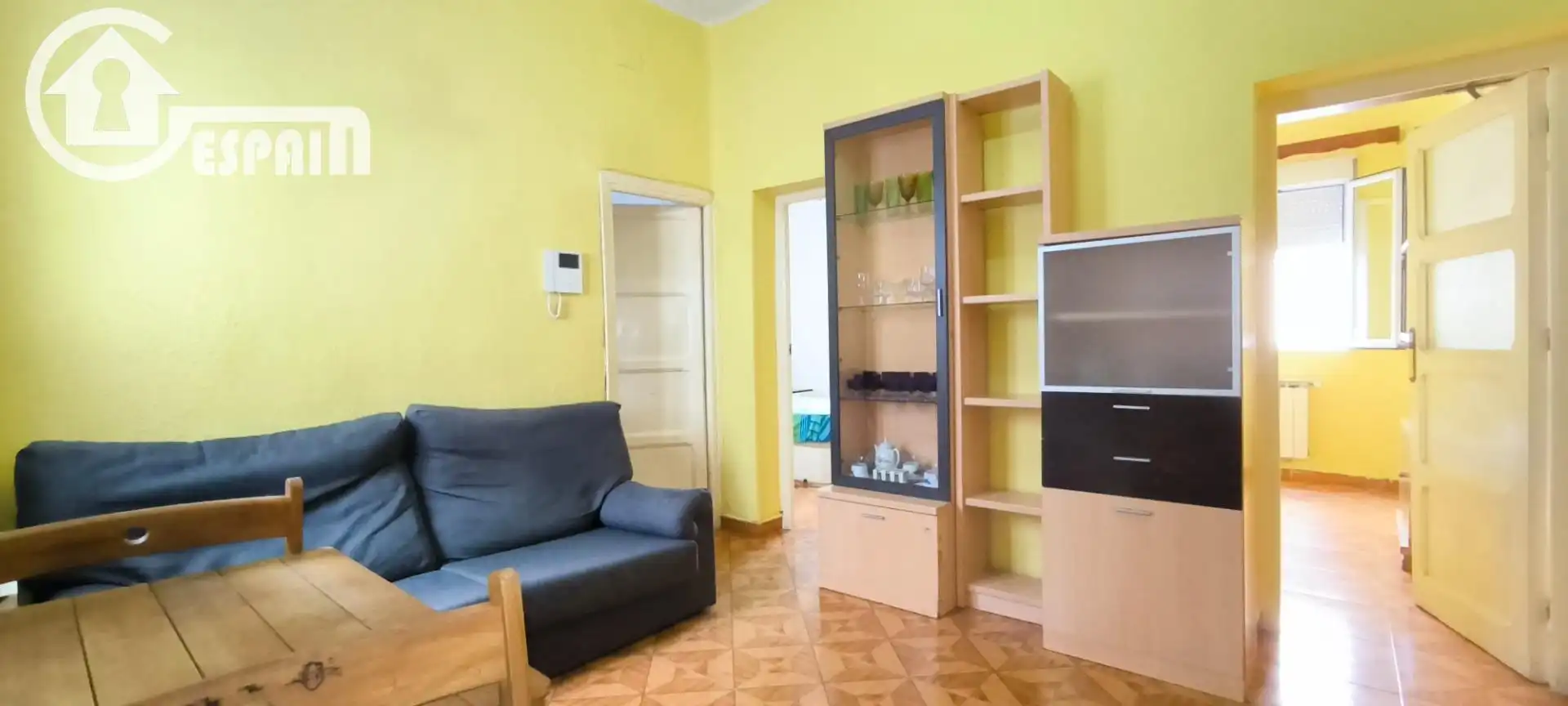 Sala d'estar de Pis en venda en Madrid amb Calefacció