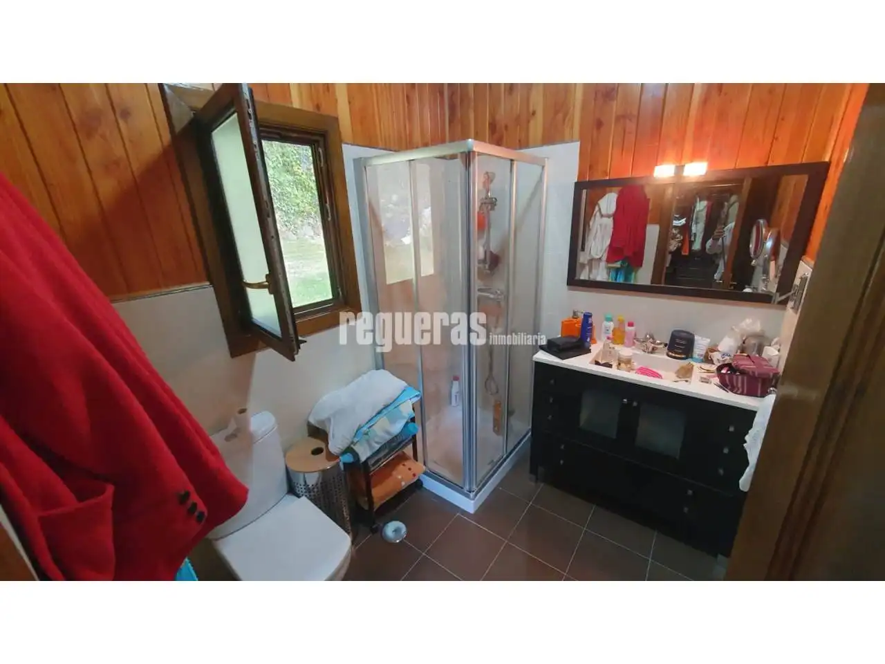 Dormitori de Casa o xalet en venda en Illas amb Calefacció, Parquet i Terrassa
