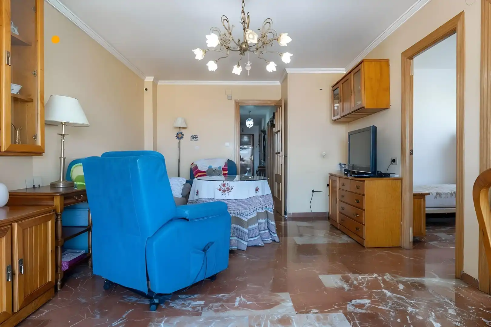 Living room of Flat for sale in Granada  with Air Conditioner, Terrace and Alarm