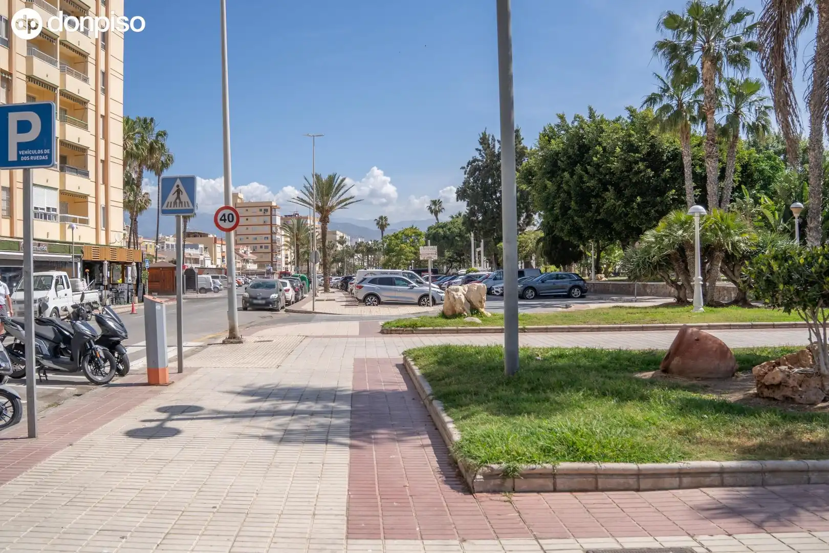 Vista exterior de Pis en venda en Vélez-Málaga