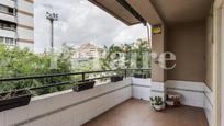 Exterior view of Flat for sale in  Barcelona Capital  with Air Conditioner, Terrace and Balcony